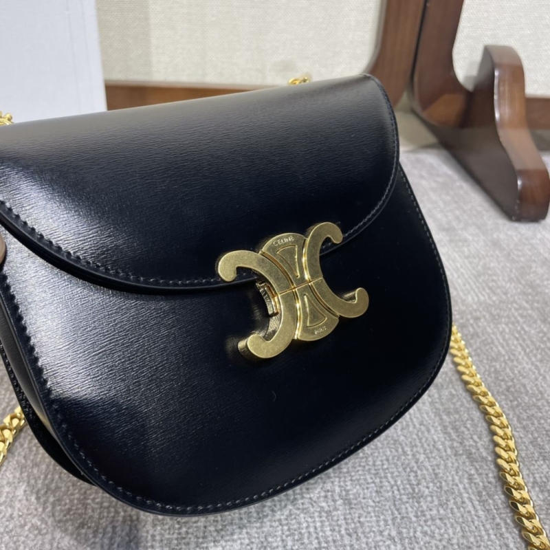 Ce1i*e triomphe bags